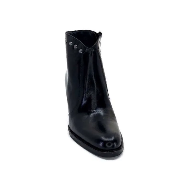 Ivoire 8016 Cuir Noir