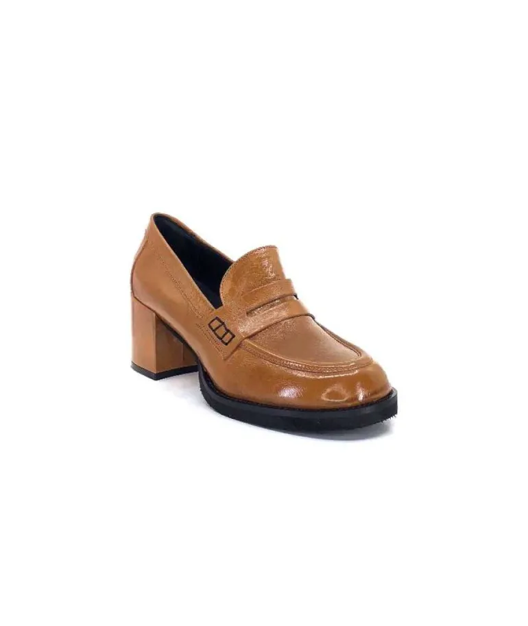 Ivoire 500 Cuir Vernis Brandy