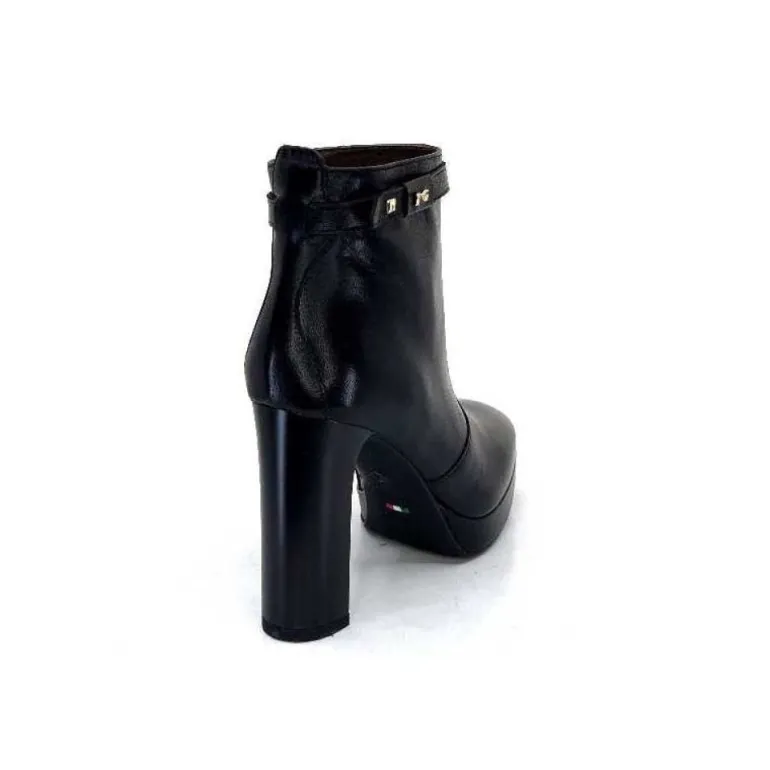 Nero Giardini 1308722 De 100 Cuir Noir