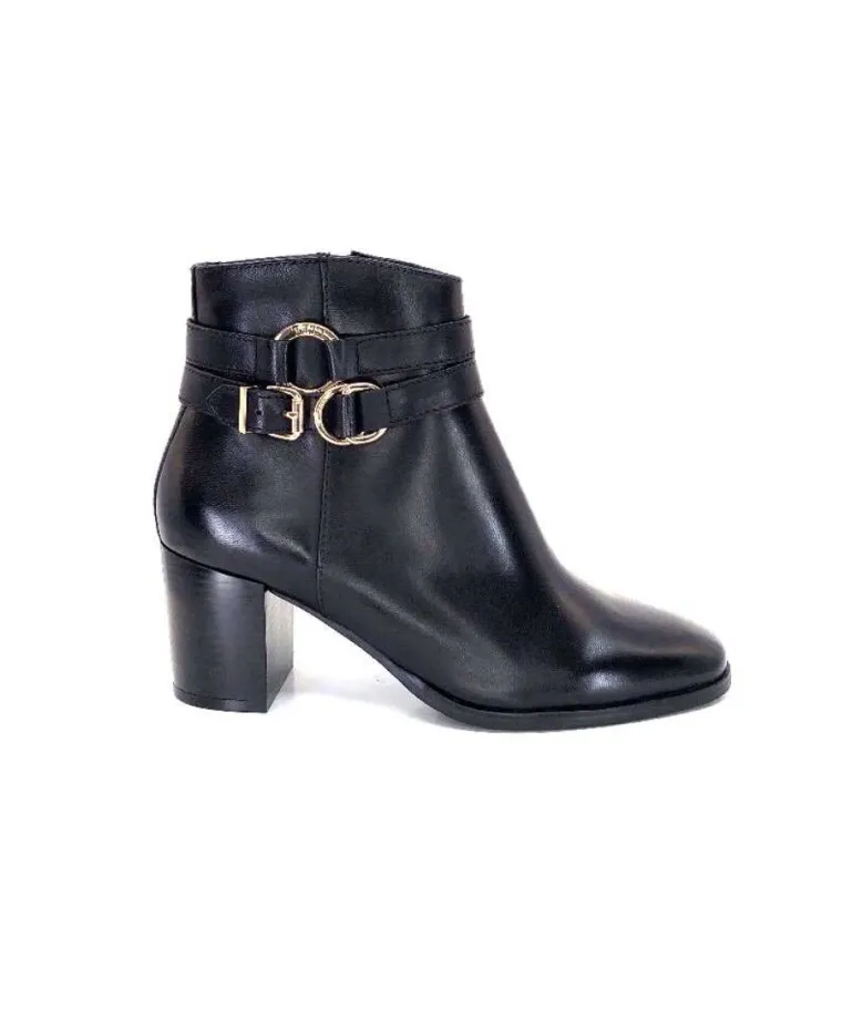 Regard Joan 01 Cuir Noir