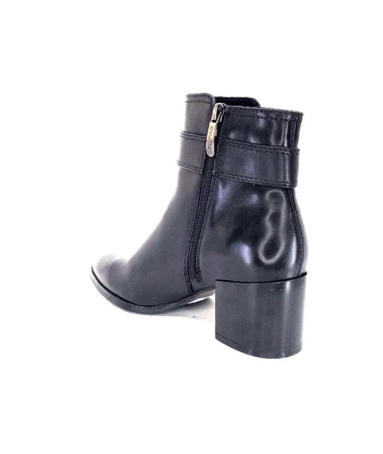 Regarde Le Ciel Taylor 34 Cuir Noir